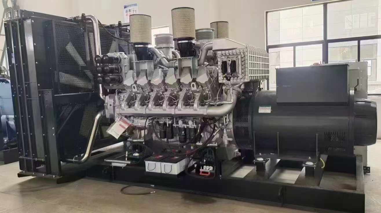 丹巴800KW柴油发电机组可以带动多少kw的设备？