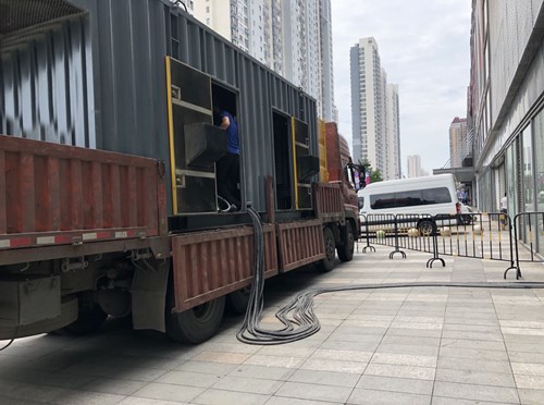 丹巴柴油发电机空气滤清器在不同季节的更换周期是否有差异？
