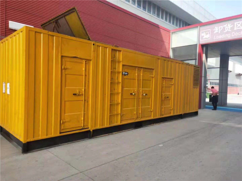 丹巴国内外发电机组租赁合同在明确设备维护责任方面有哪些不同做法？