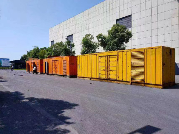 丹巴环境温度变化对柴油发电机组的性能有哪些具体影响？